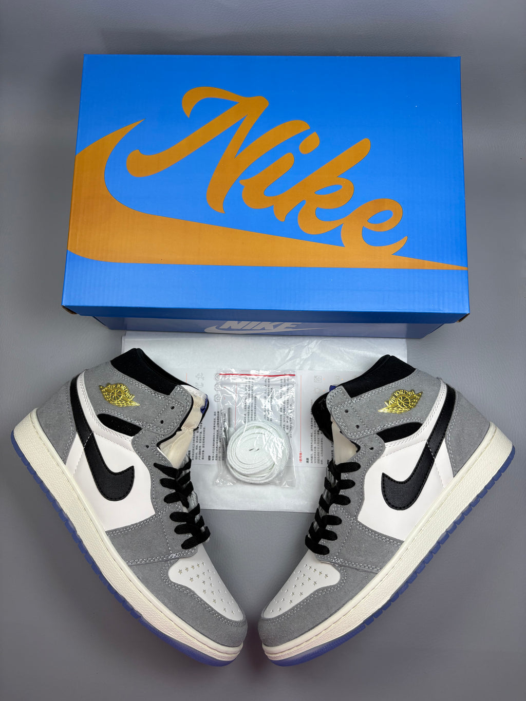 Air Jordan 1 Retro High OG Cool Grey Black White