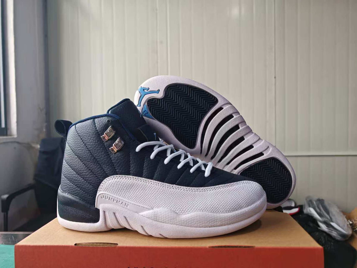 Air Jordan 12 OG 'Obsidian'