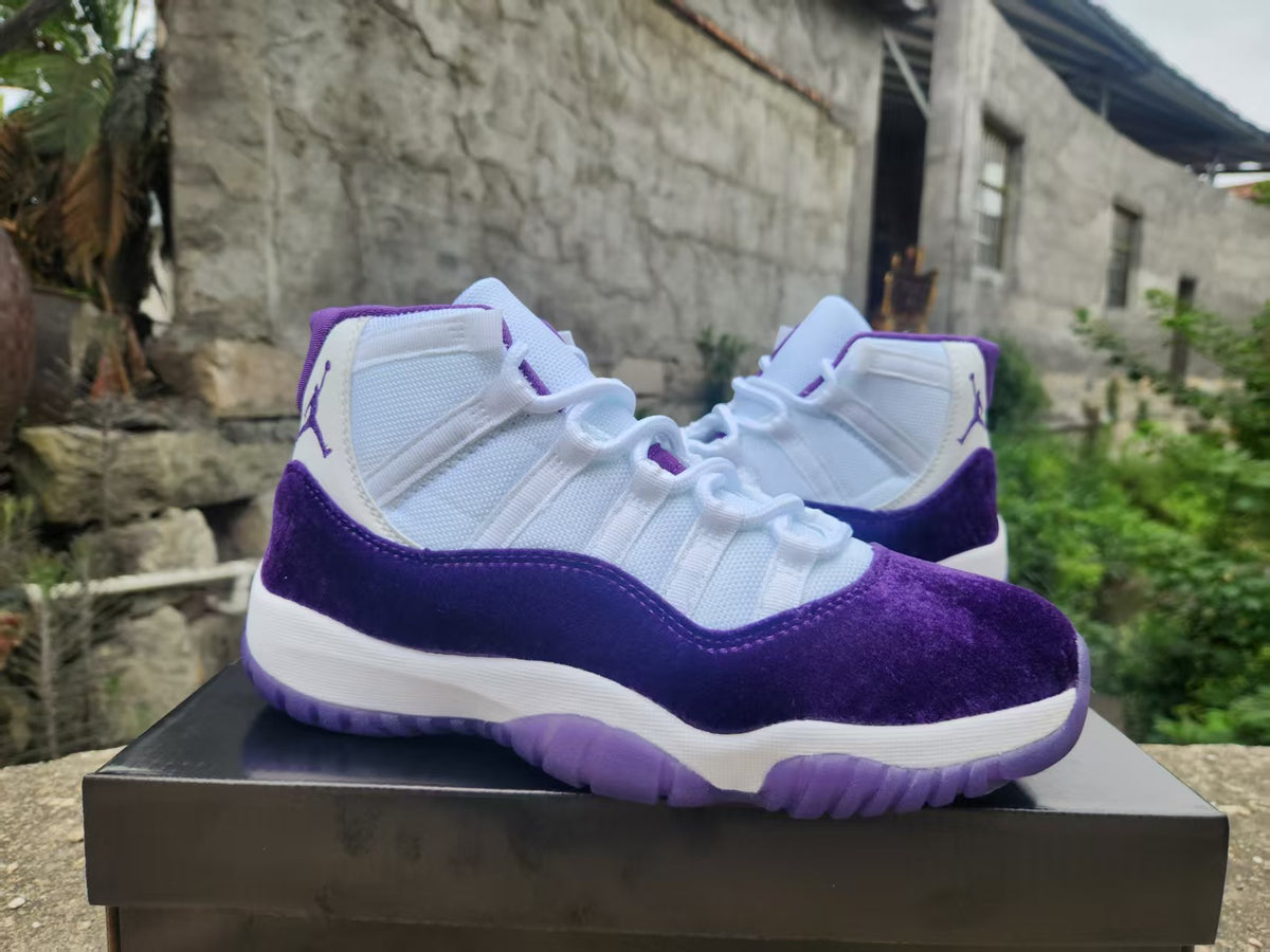 Air Jordan 11 Retro White Royal Purple
