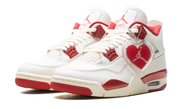 WMNS Air Jordan 4 Retro Valentine’s Day