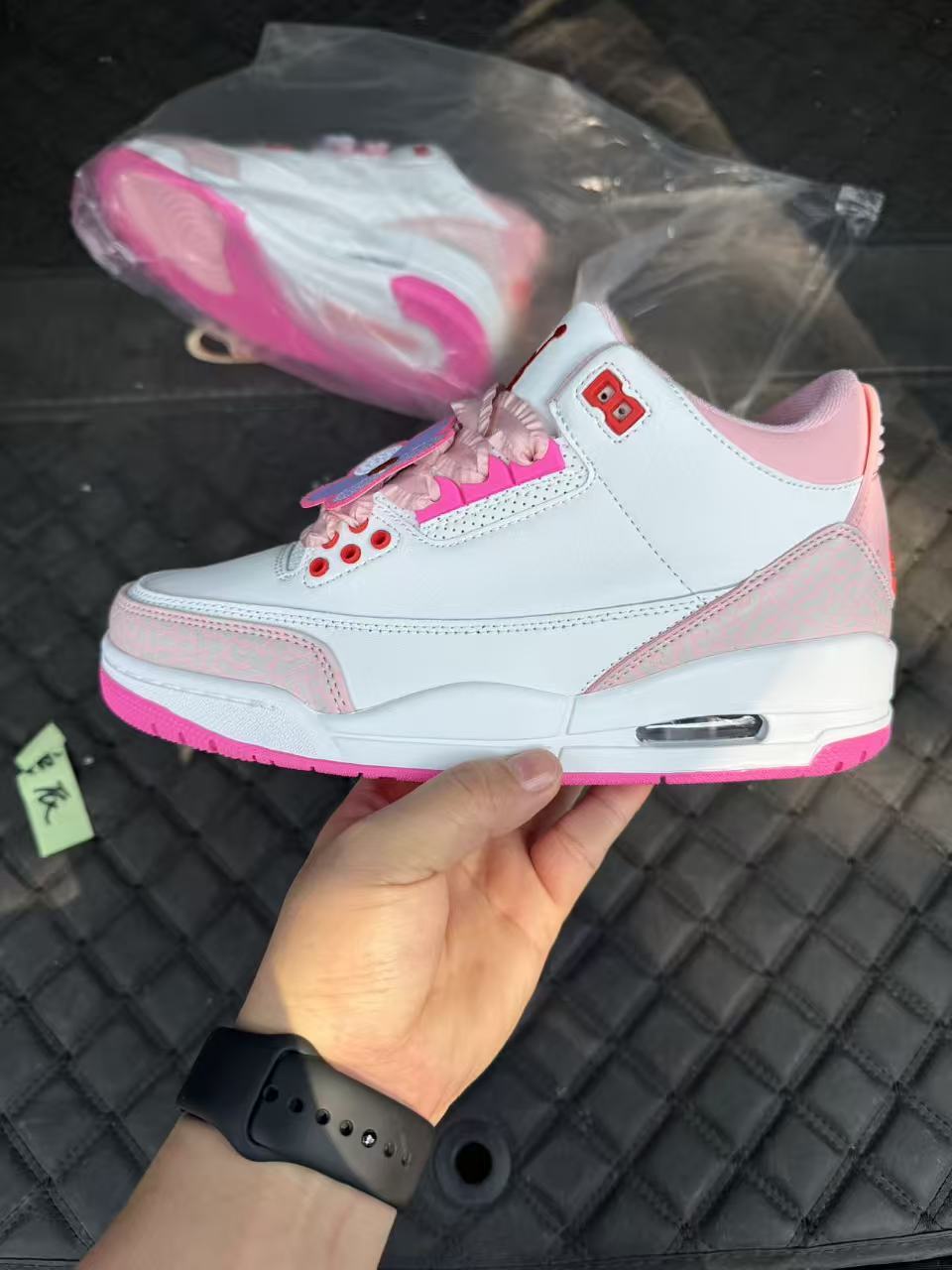 Air Jordan 3 Retro Pearl Pink Hyper Orange(Women‘s)