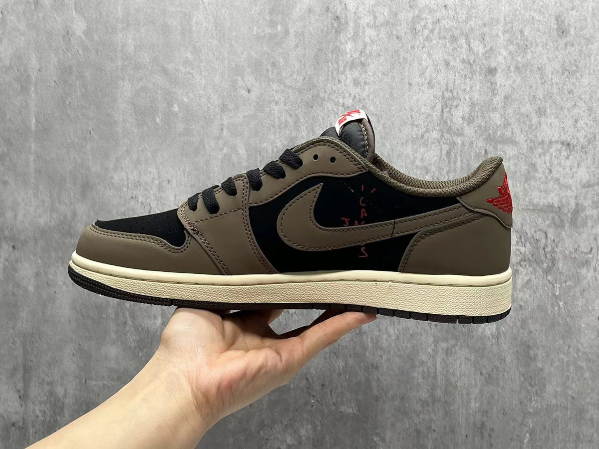 Air Jordan 1 Low Black and White Sneakers