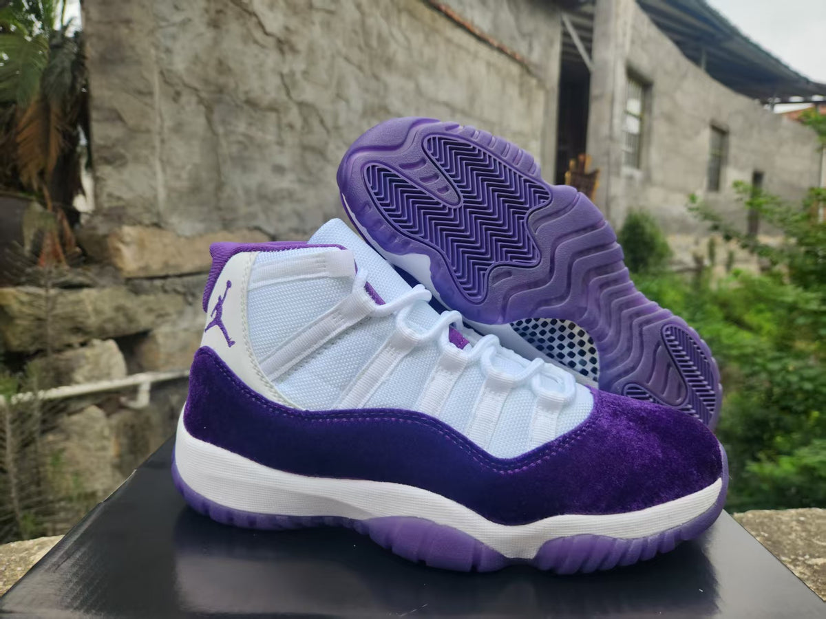 Air Jordan 11 Retro White Royal Purple