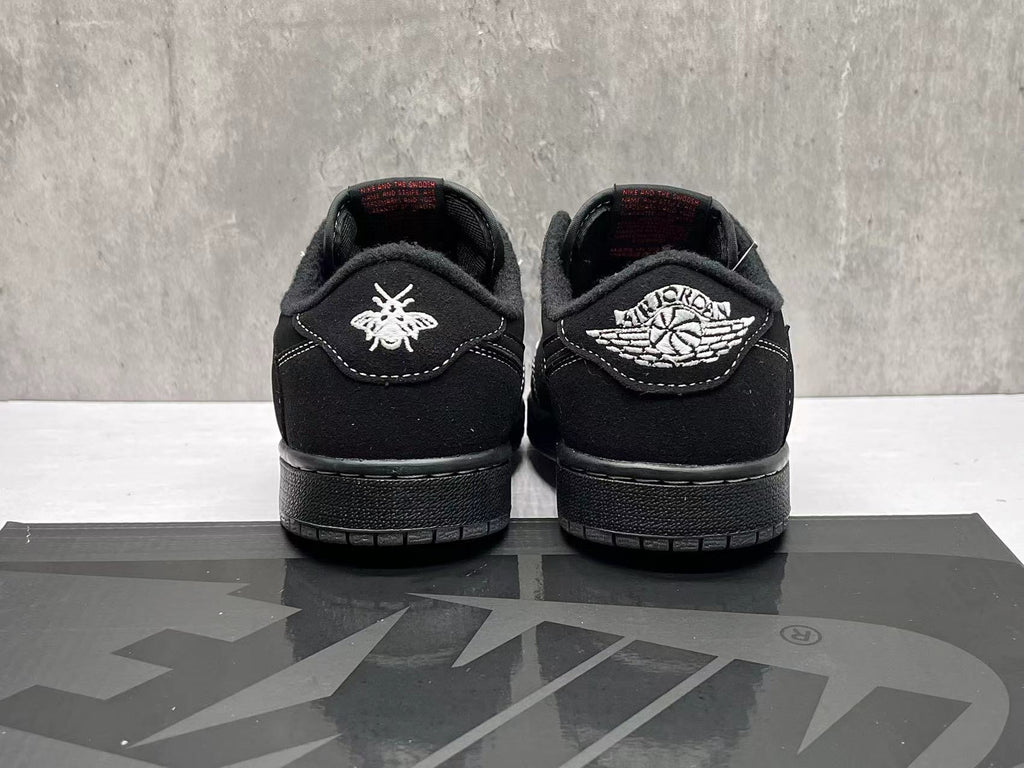 Travis Scott x Air Jordan 1 Low OG SP 'Black Phantom' Sneakers