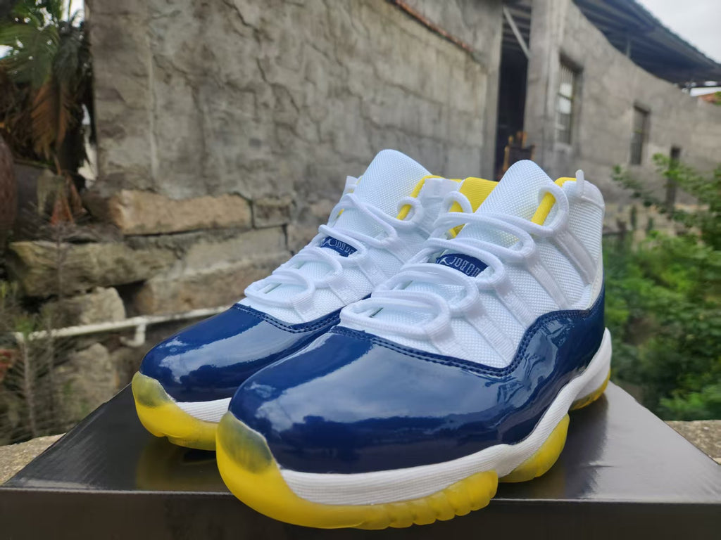 Air Jordan 11 Retro Michigan White 2026